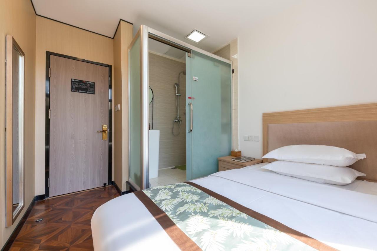 East Sacred Hotel ᴸᴱo---Foreign Accept---Tourism Service English-Speaking 丨 Near Tiananmen Forbidden City丨very Close To Metro Zhangzizhong And Beixinqiao 丨european Foot Ball English丨free Advance Tickets And Laundry Drying Service Coffee Snacks Bắc Kinh Ngoại thất bức ảnh
