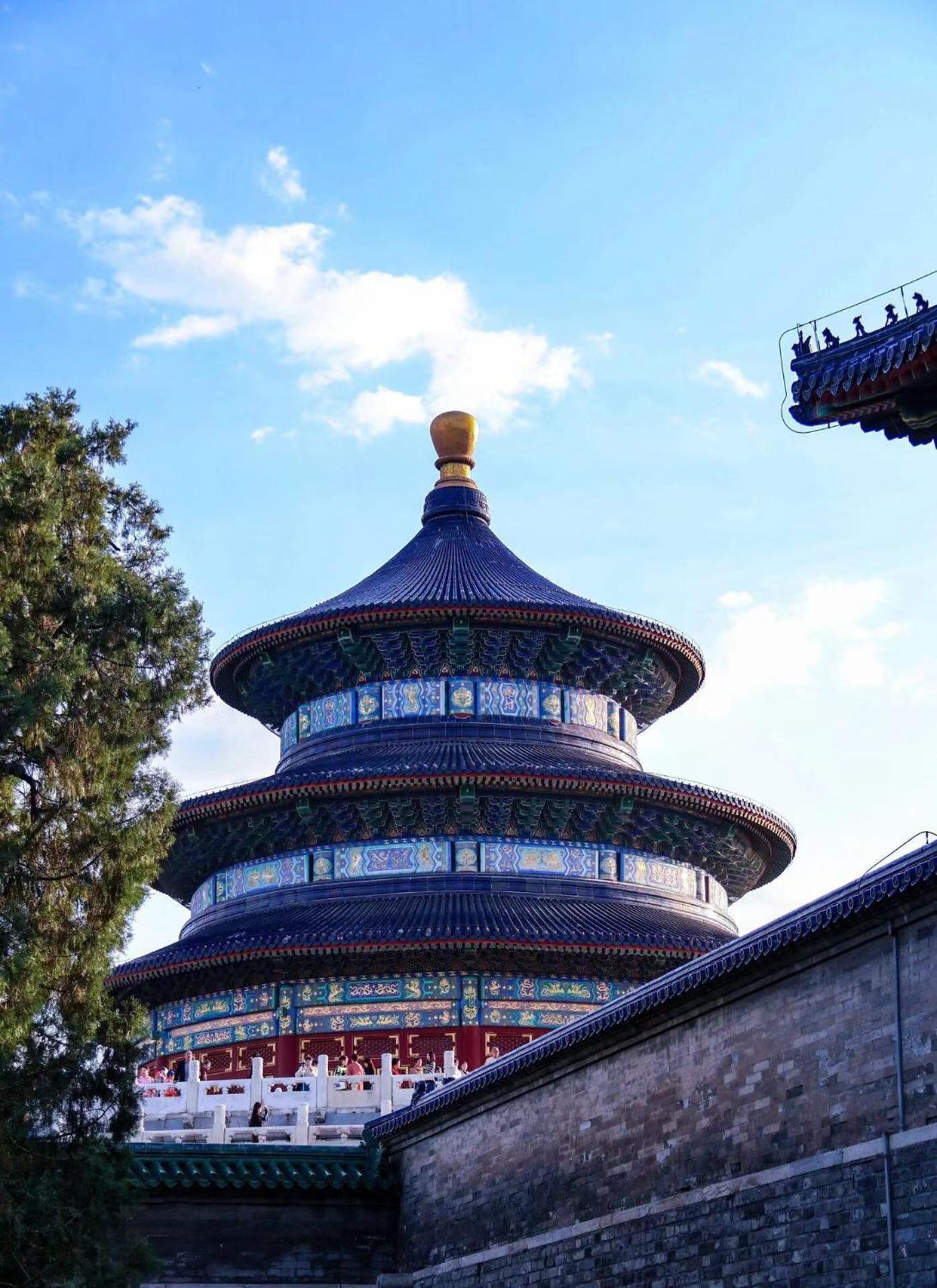 East Sacred Hotel ᴸᴱo---Foreign Accept---Tourism Service English-Speaking 丨 Near Tiananmen Forbidden City丨very Close To Metro Zhangzizhong And Beixinqiao 丨european Foot Ball English丨free Advance Tickets And Laundry Drying Service Coffee Snacks Bắc Kinh Ngoại thất bức ảnh