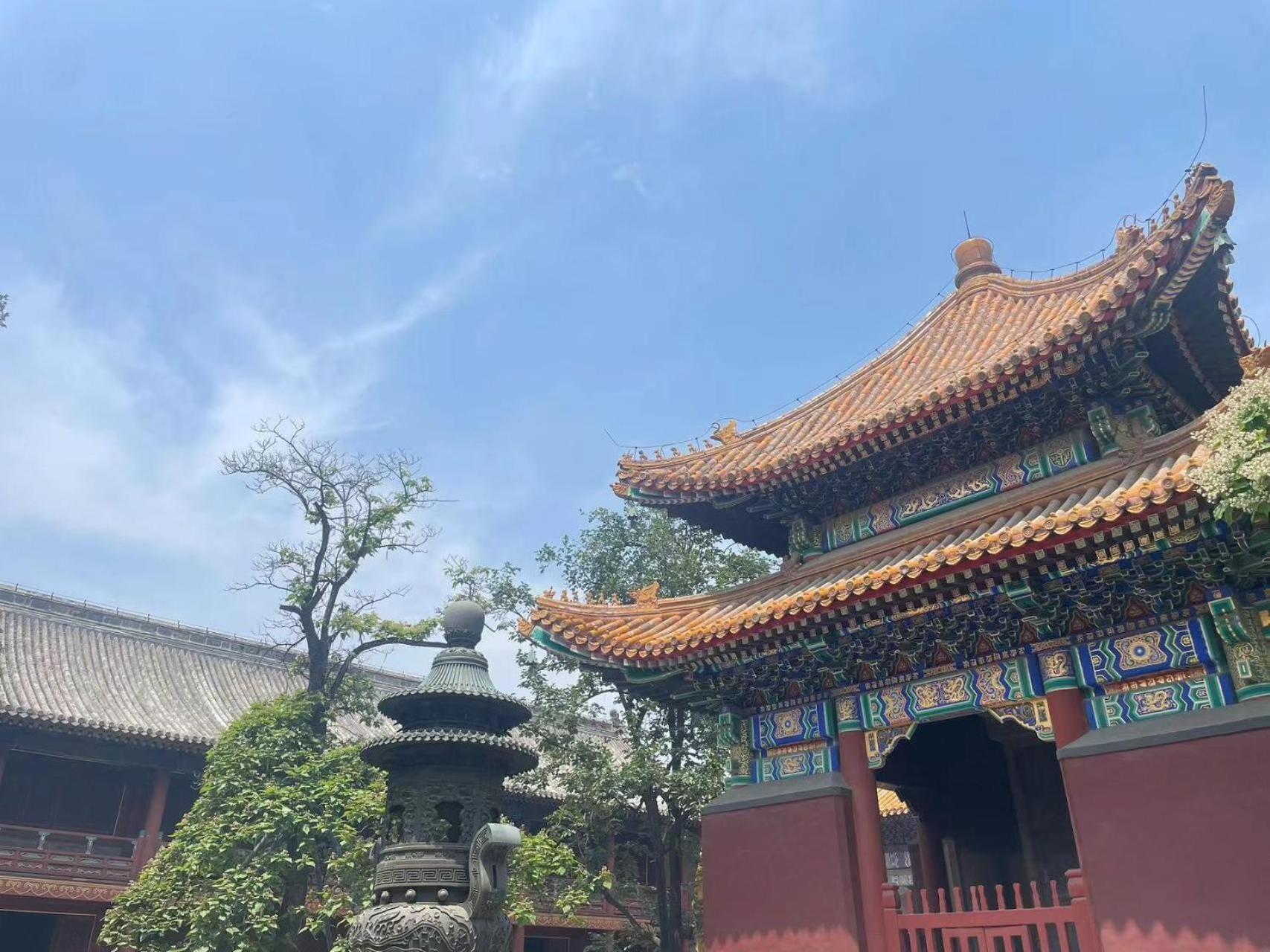 East Sacred Hotel ᴸᴱo---Foreign Accept---Tourism Service English-Speaking 丨 Near Tiananmen Forbidden City丨very Close To Metro Zhangzizhong And Beixinqiao 丨european Foot Ball English丨free Advance Tickets And Laundry Drying Service Coffee Snacks Bắc Kinh Ngoại thất bức ảnh