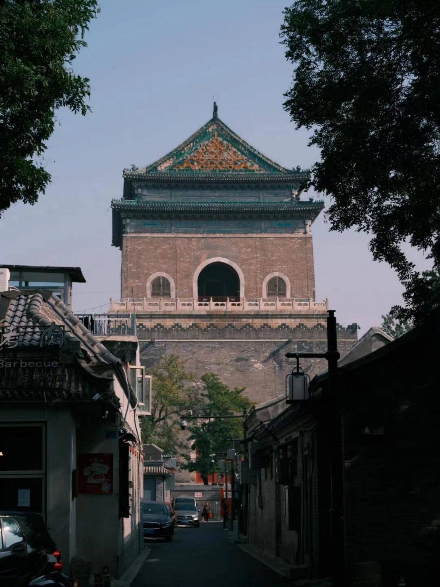 East Sacred Hotel ᴸᴱo---Foreign Accept---Tourism Service English-Speaking 丨 Near Tiananmen Forbidden City丨very Close To Metro Zhangzizhong And Beixinqiao 丨european Foot Ball English丨free Advance Tickets And Laundry Drying Service Coffee Snacks Bắc Kinh Ngoại thất bức ảnh