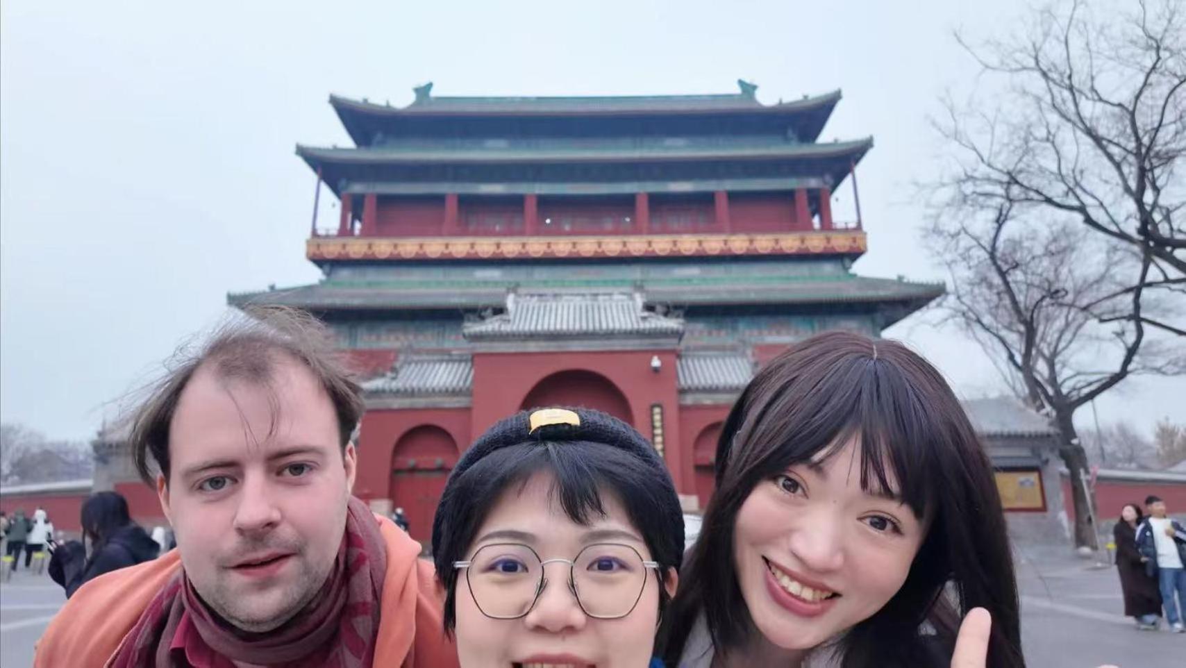 East Sacred Hotel ᴸᴱo---Foreign Accept---Tourism Service English-Speaking 丨 Near Tiananmen Forbidden City丨very Close To Metro Zhangzizhong And Beixinqiao 丨european Foot Ball English丨free Advance Tickets And Laundry Drying Service Coffee Snacks Bắc Kinh Ngoại thất bức ảnh